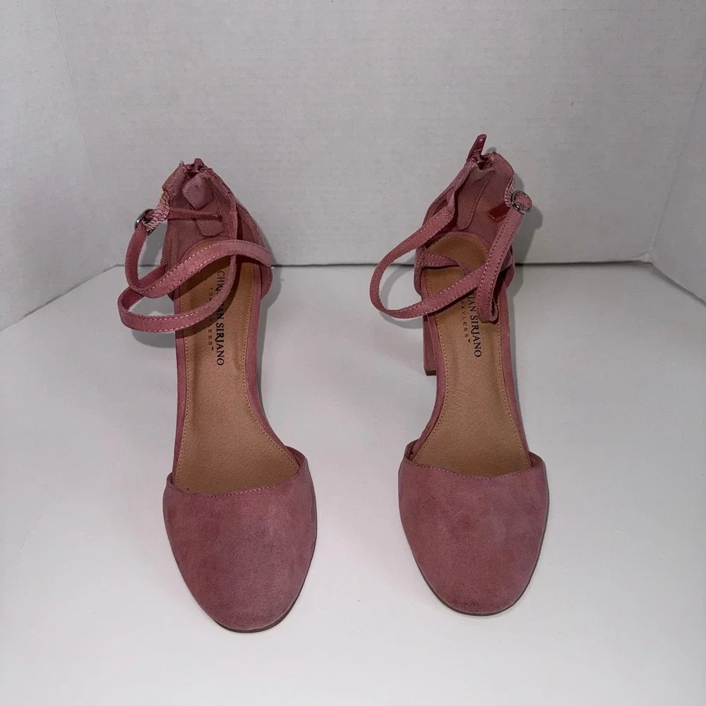 Christian Siriano Women's Faux Suede Feel Close Toe Dusty Pink Heel Size 8